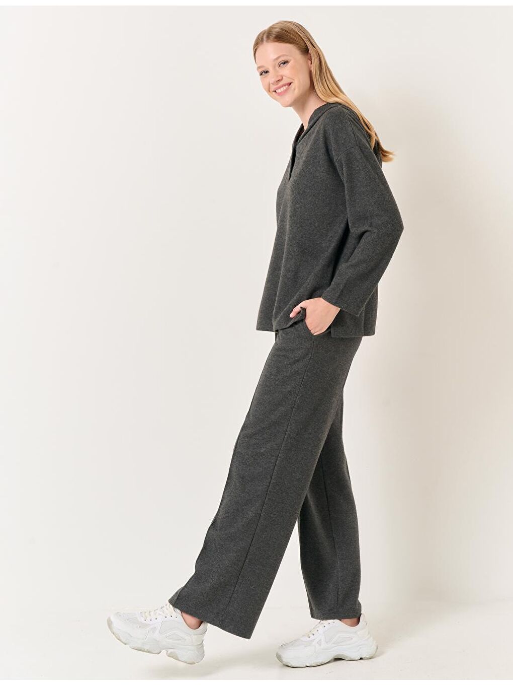 Antrasit Bol Paça Yüksek Bel Rahat Örme Pantolon-3