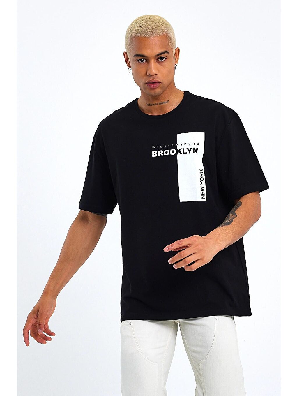 Siyah Erkek Bisiklet Yaka Slim Fit Baskılı Tişort SPR21Y21-2