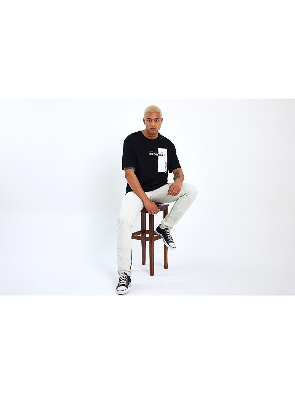 Siyah Erkek Bisiklet Yaka Slim Fit Baskılı Tişort SPR21Y21-3