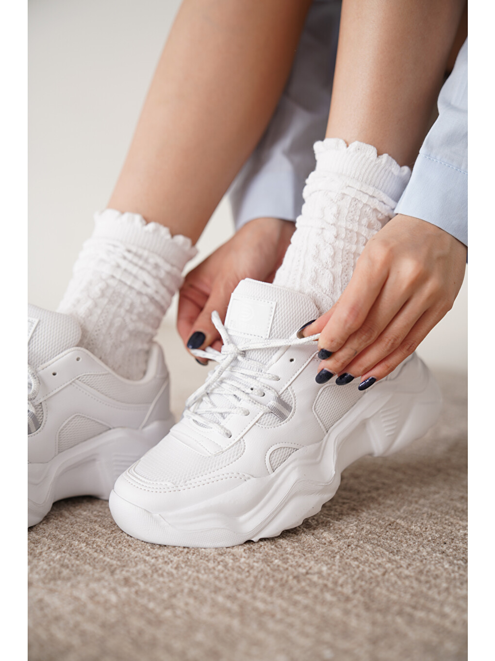 Beyaz D0143 Günlük Ortopedik Kadın Sneaker Spor Ayakkabı-1