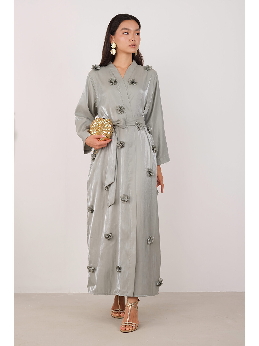 Yeşil Çiçekli Aplikeli Abaya Çağla