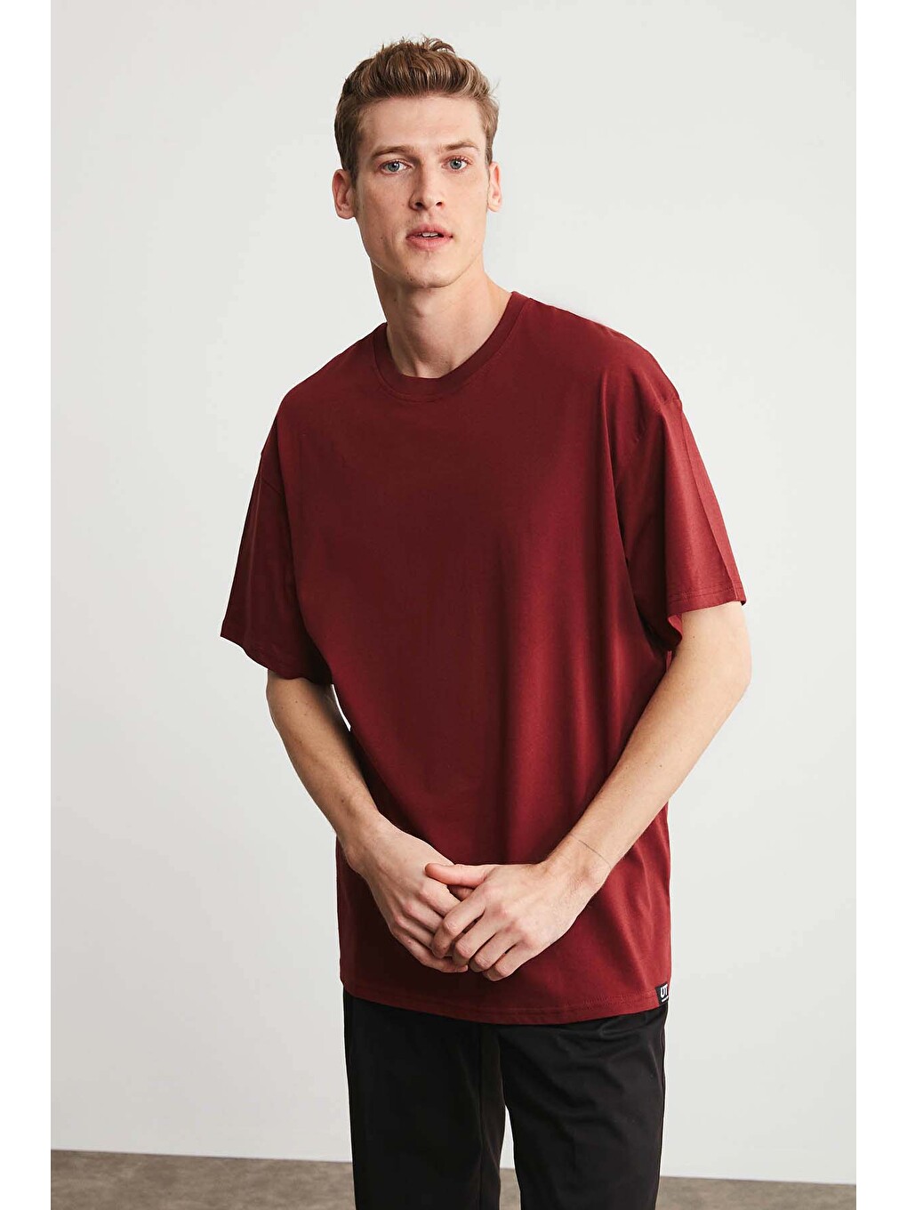 Erkek Oversize Fit %100 Organik Pamuk Kalın Dokulu Bisiklet Yakalı Bordo Tişört-1