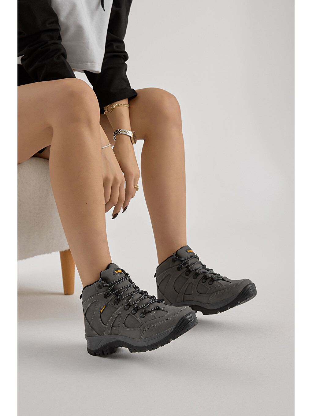 Gri Unisex Füme Rahat Kalıp Bağcıklı Trekking Bot-1
