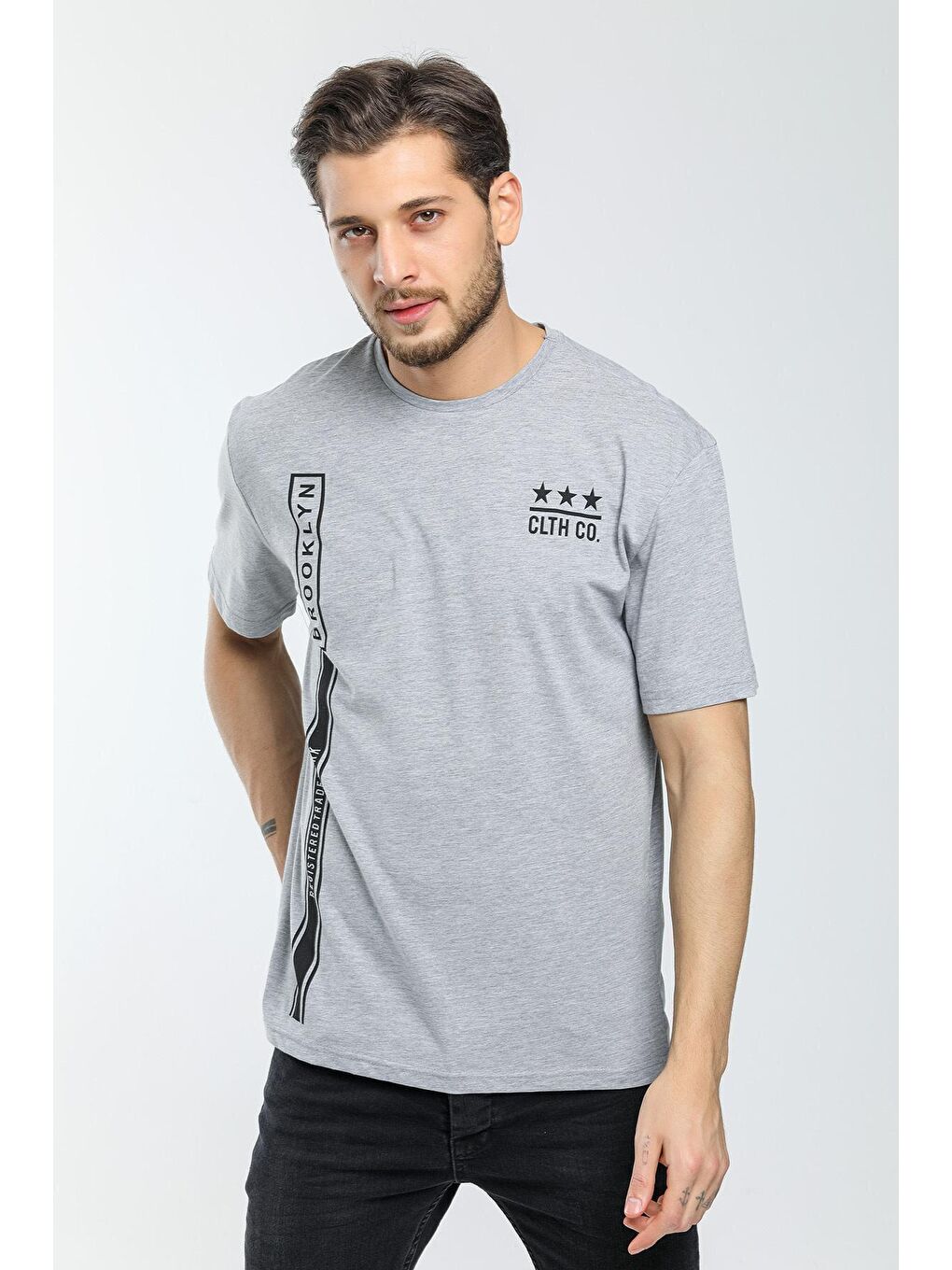 Gri Erkek Bisiklet Yaka Slim Fit Baskılı Tişort SPR21Y24-1