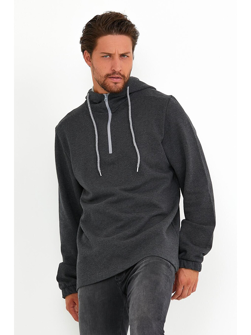 Antrasit Erkek Kapüşonlu Regular Fit Yarım Fermuarlı İnce Hoodie Spr22sw170-2