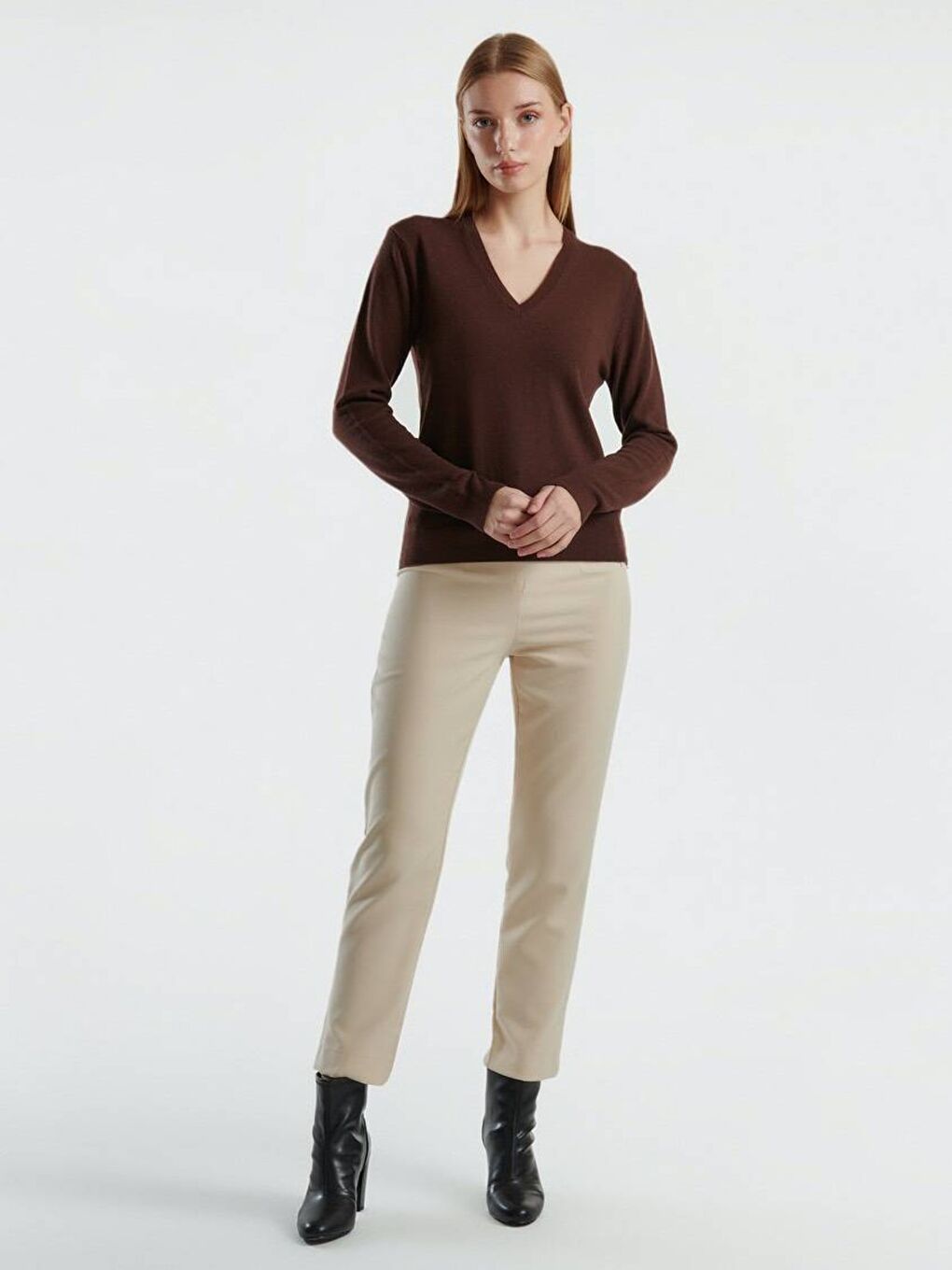 Kadın Kahverengi V Yaka %100 Merino Kazak