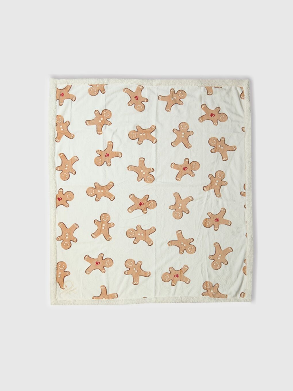 Unisex Beyaz Ucu Logo Baskılı Tamamı Desenli Yumuşak Kenarlı Battaniye