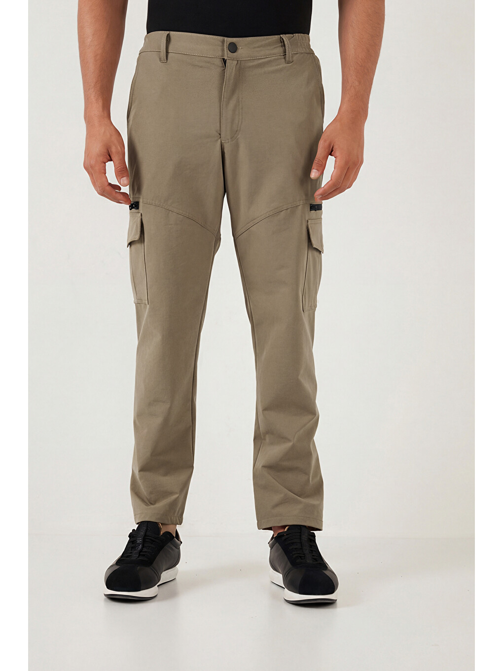 Bej Regular Fit Normal Bel Cep Detaylı Trekking Ve Kurye Pantolon 693150-2