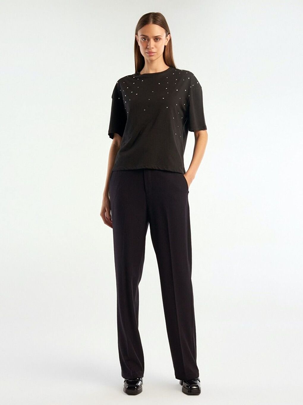 Kadın Siyah Poliviskoz Yumuşak Dokulu Regular Fit Pantolon