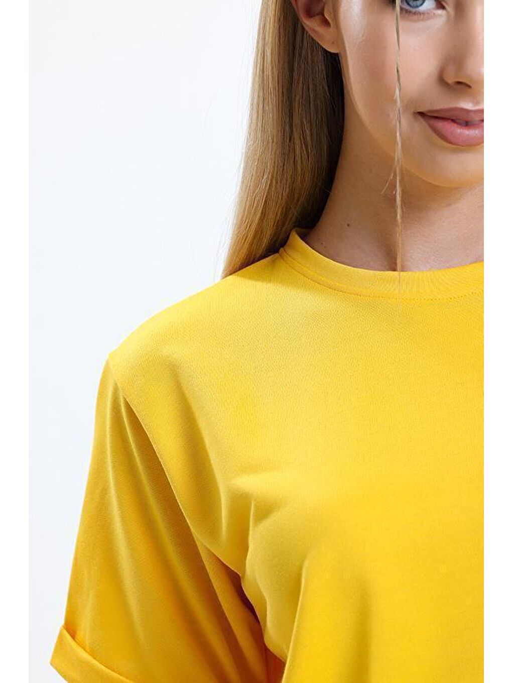 Sarı Bisiklet Yaka Kısa Kollu Şortlu Kadın Pijama Takımı-1