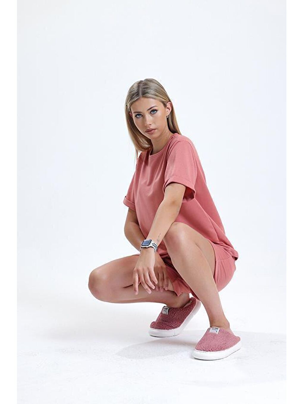 Pembe Bisiklet Yaka Kısa Kollu Şortlu Kadın Pijama Takımı-3