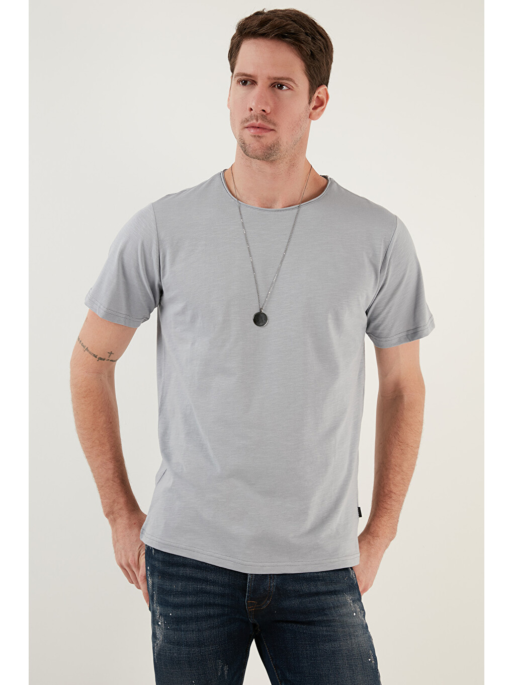Gri Bisiklet Yaka %100 Pamuk Slim Fit Basic Tişört 59020001-2