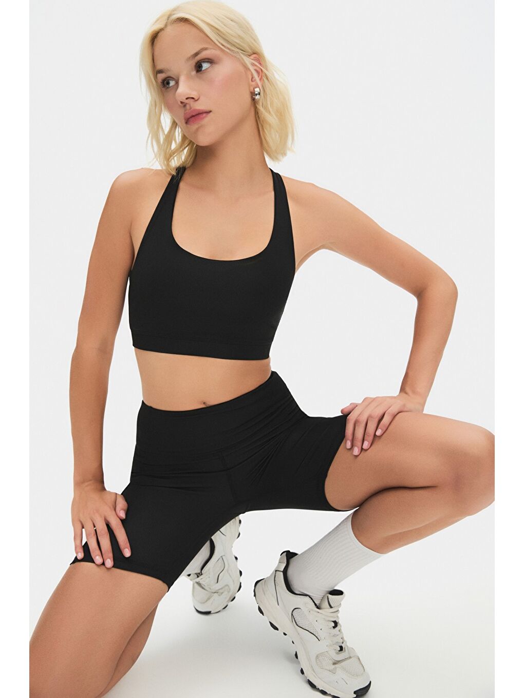Joystar Siyah Kadın Yüksek Bel Toparlayıcı Çift Cepli Kısa Spor Tayt - 2