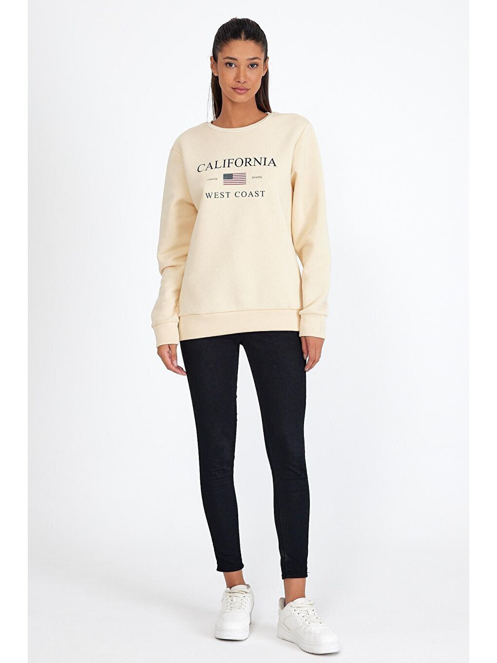 Bej Kadın Bisiklet Yaka Rahat Kalıp İçi Polarlı 3 iplik Amerikan Baskılı Swetashırt spr24swk26-2