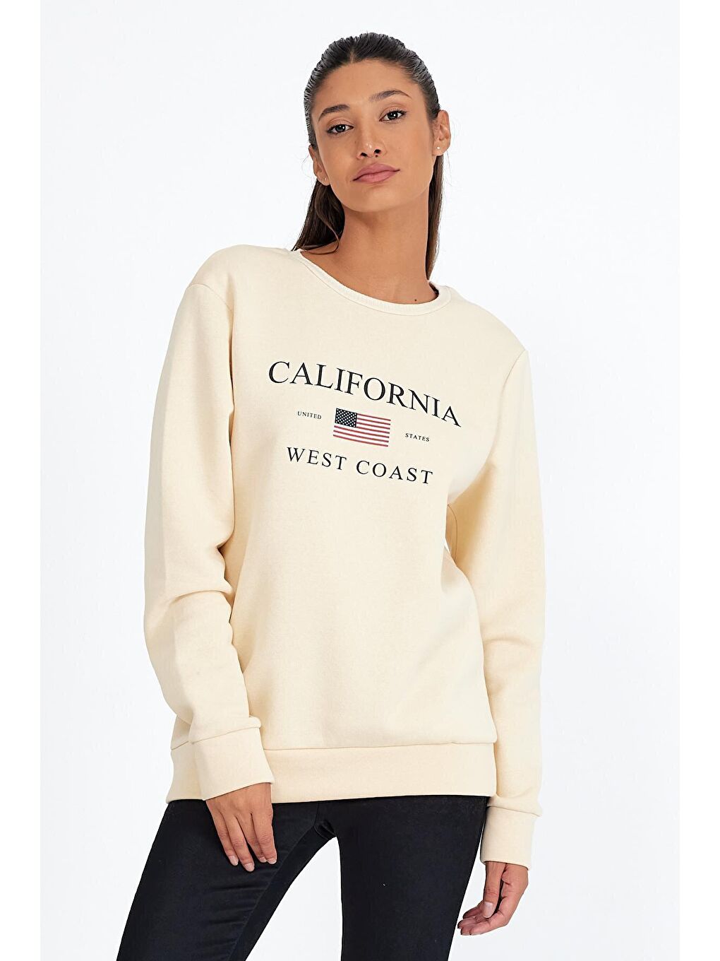 Bej Kadın Bisiklet Yaka Rahat Kalıp İçi Polarlı 3 iplik Amerikan Baskılı Swetashırt spr24swk26-3