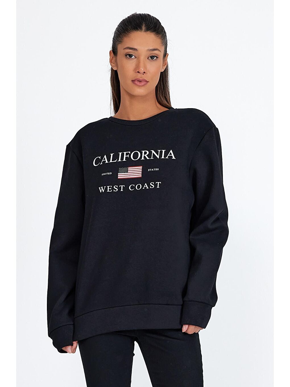 Siyah Kadın Bisiklet Yaka Rahat Kalıp İçi Polarlı 3 iplik Amerikan Baskılı Swetashırt spr24swk26-1