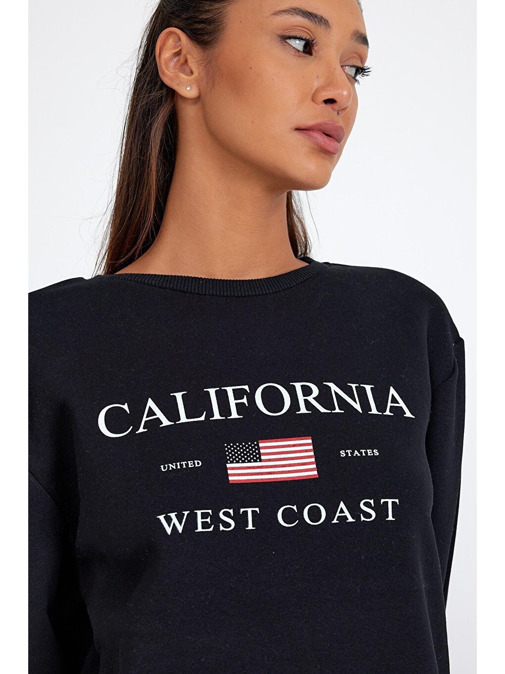 Siyah Kadın Bisiklet Yaka Rahat Kalıp İçi Polarlı 3 iplik Amerikan Baskılı Swetashırt spr24swk26-4