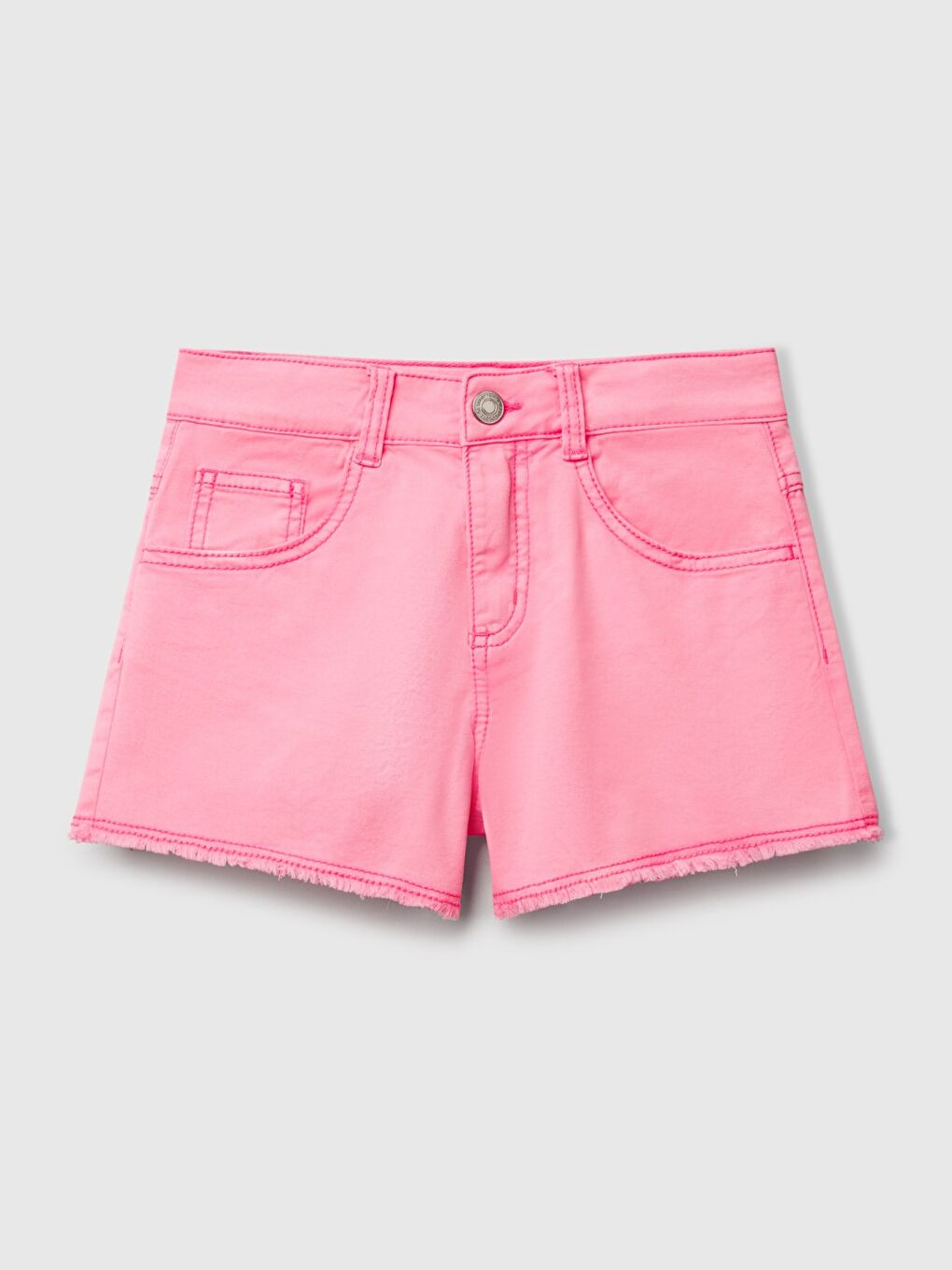Kız Çocuk Pembe Arka Cebi Logo İşlemeli Düğmeli 5 Cepli Streç Şort