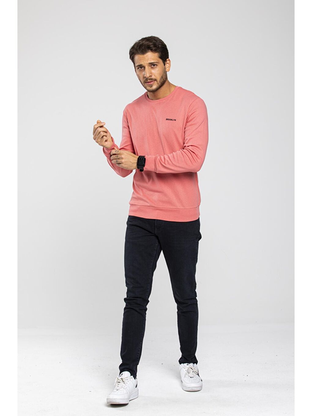 Pembe Bisiklet Yaka Uzun Kollu Dar Kalıp İnce Erkek Sweatshirt SPR2019K18