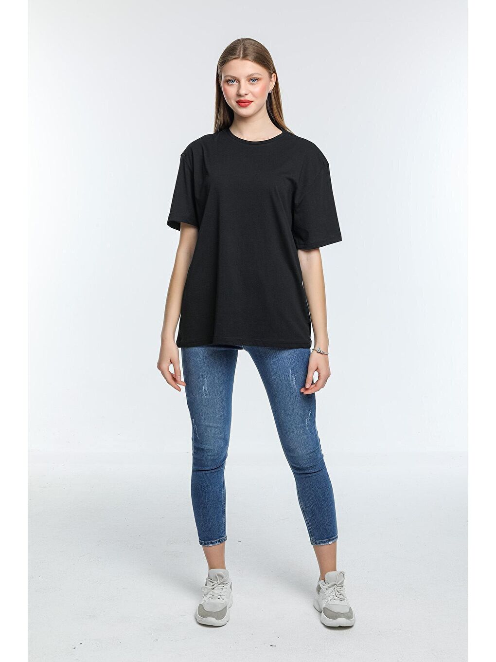 Siyah Kadın Bisiklet Yaka Standart &Regular Fit Tişort spr21yk30-2