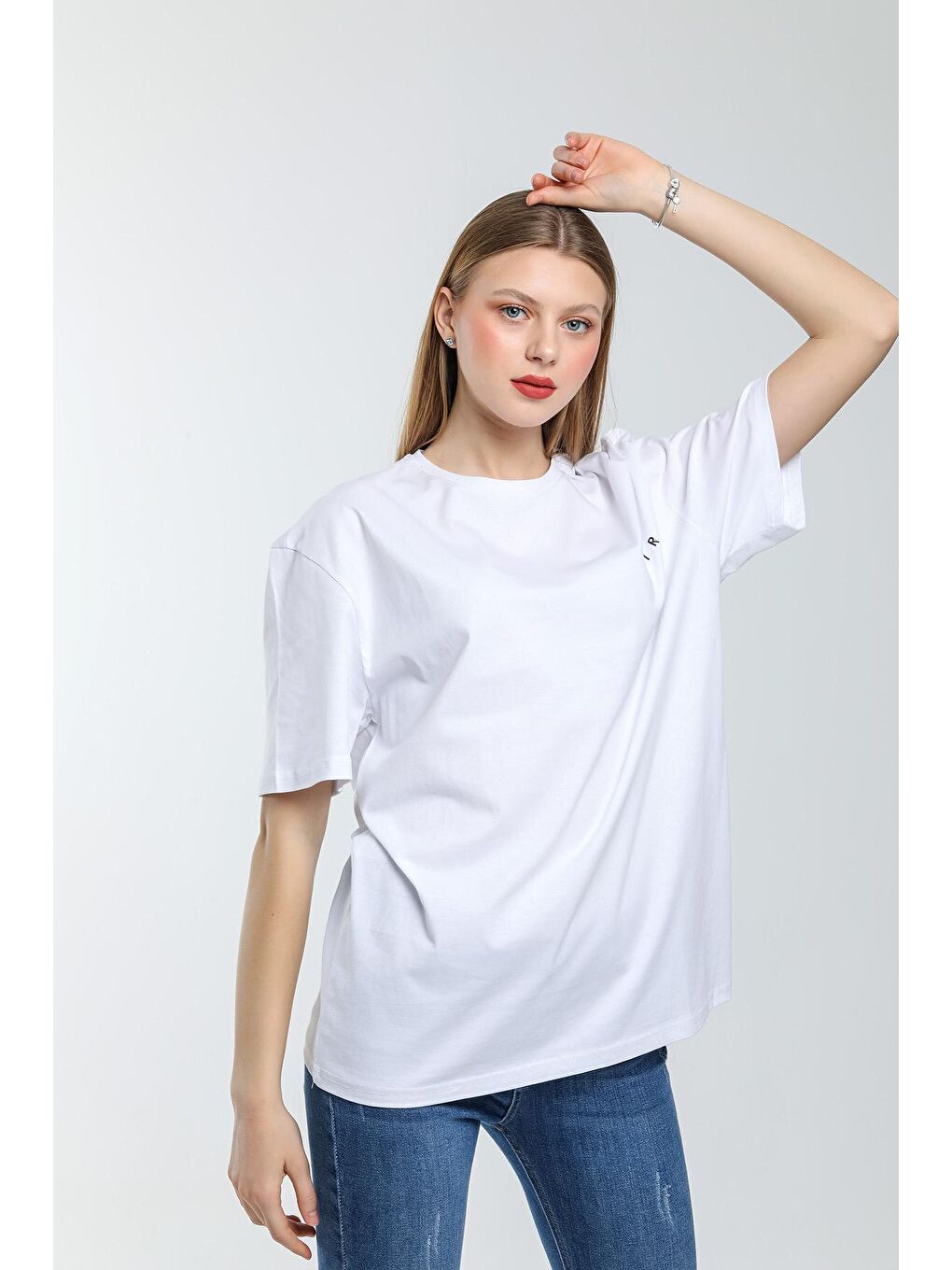 Beyaz Kadın Bisiklet Yaka Regular Fit Air Baskılı Tişort SPR21YK23-1