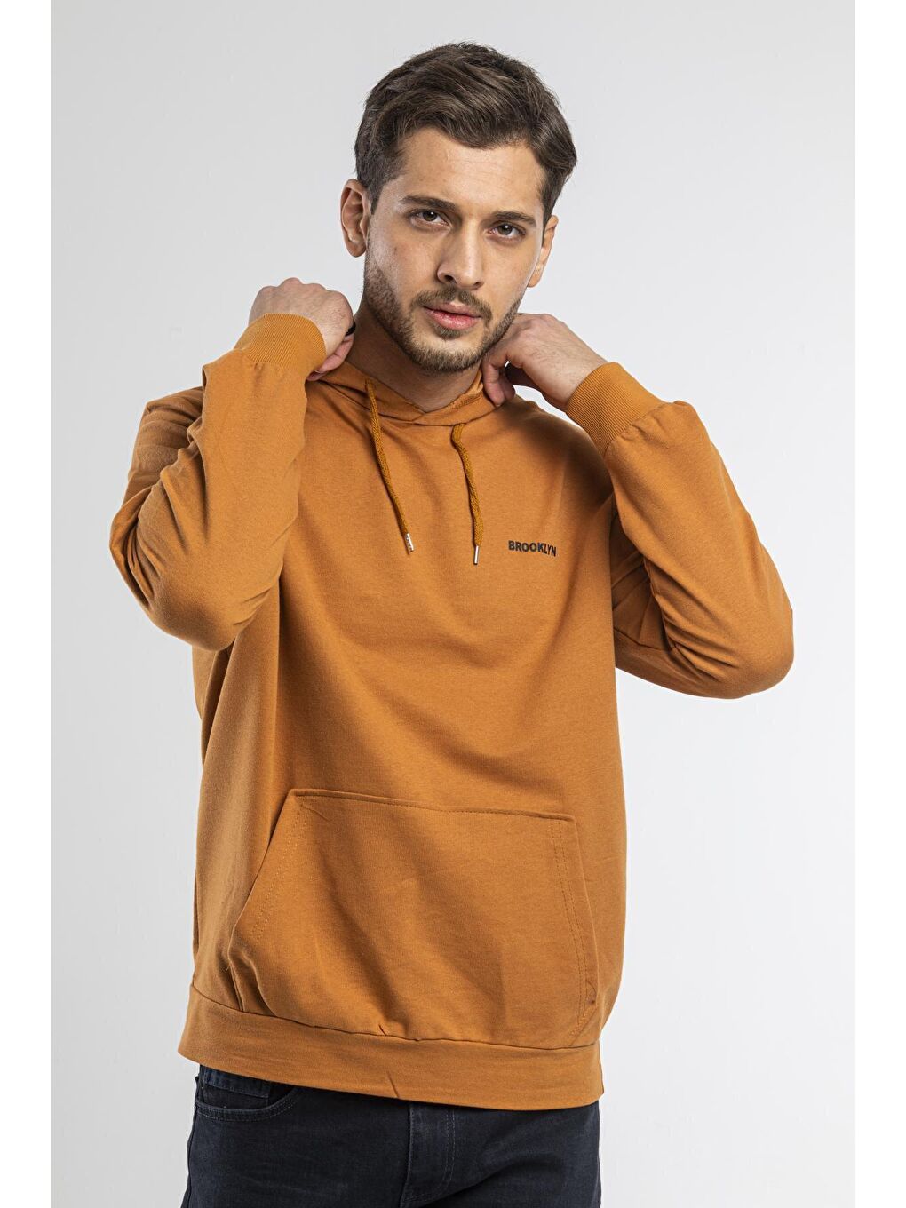 Süperlife Kahverengi Kapüşonlu Uzun Kollu Baskılı Dar Kalıp İnce Erkek Sweatshirt SPR 2019K61 - 2