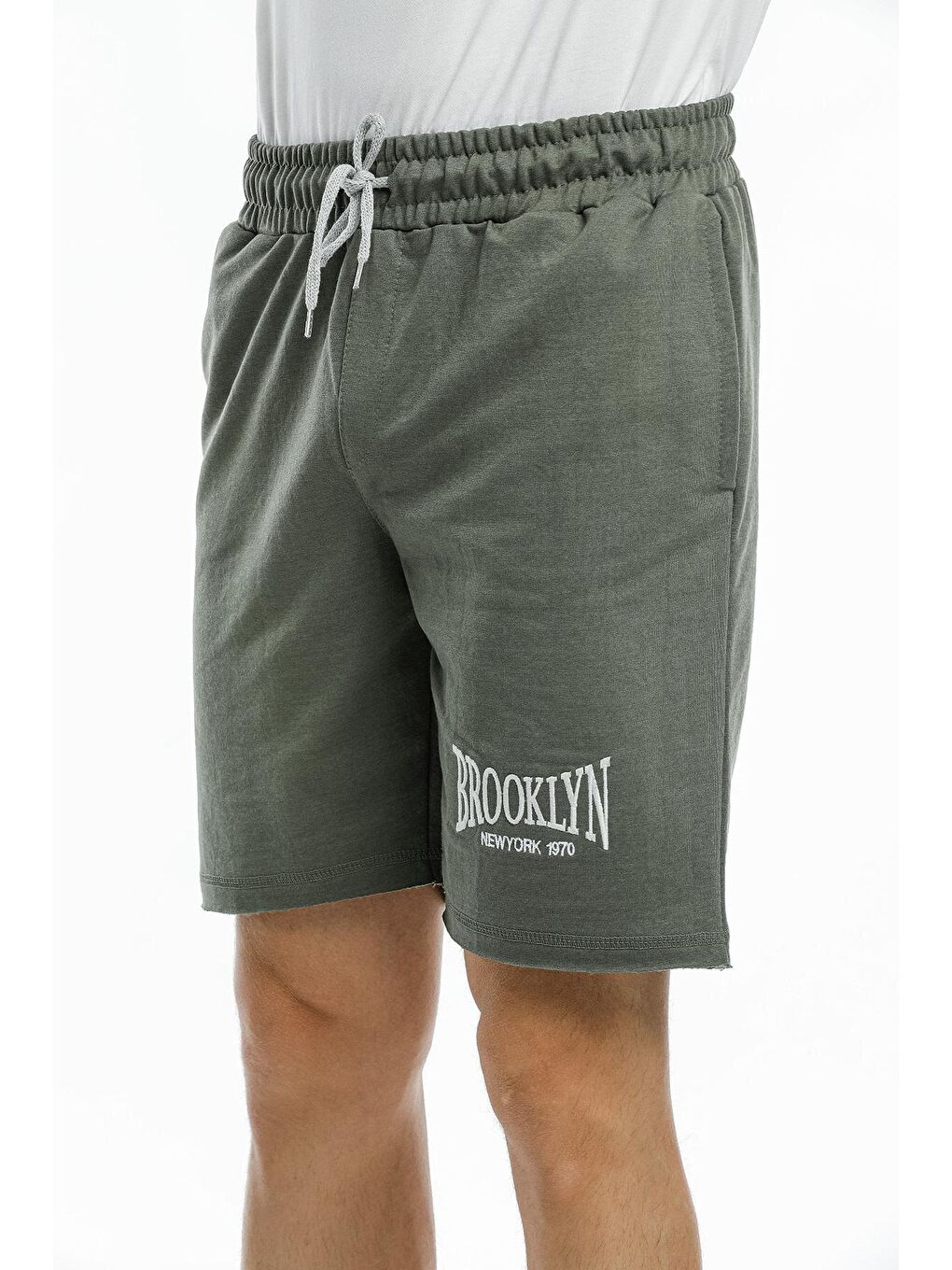 Haki Nakışlı Erkek Şort SPR21Y58-2
