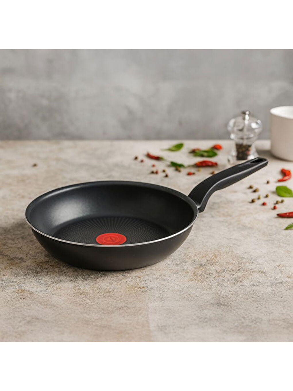 Titanyum 2X Xl Force Difüzyon Tabanlı Tava - Siyah - 26 cm