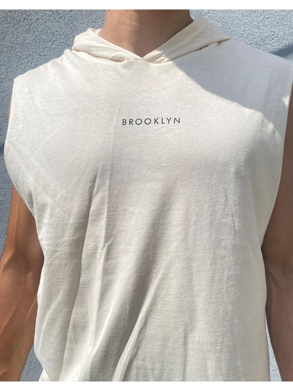 Bej Erkek Bisiklet Yaka Regular Fit Brooklyn Baskılı Tişört SPR22TS122-1