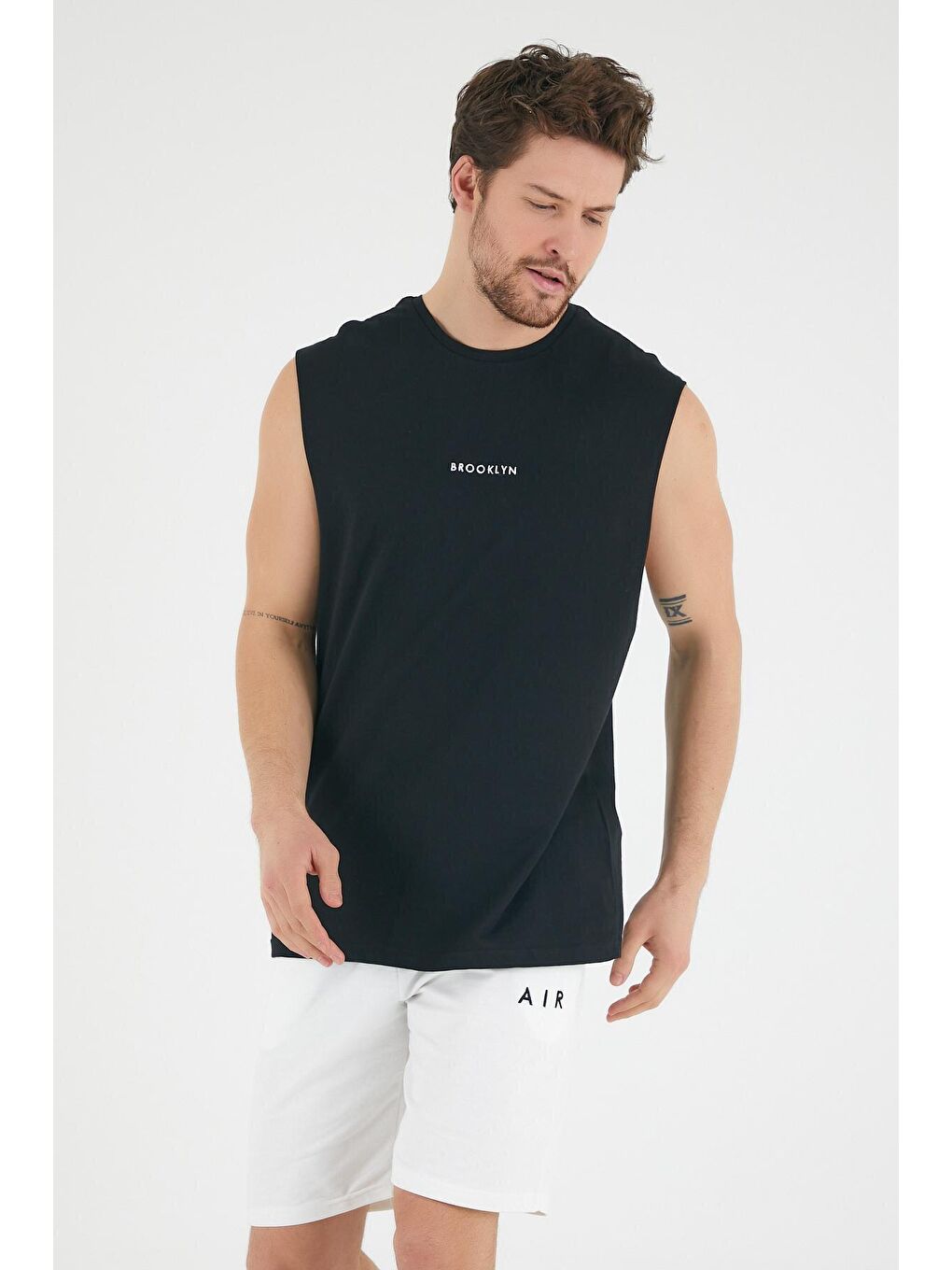 Siyah Erkek Bisiklet Yaka Regular Fit Brooklyn Baskılı Tişört SPR22TS122