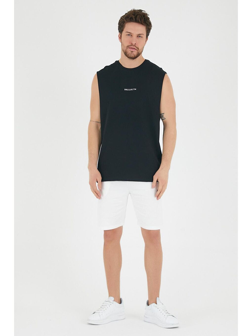 Siyah Erkek Bisiklet Yaka Regular Fit Brooklyn Baskılı Tişört SPR22TS122-1