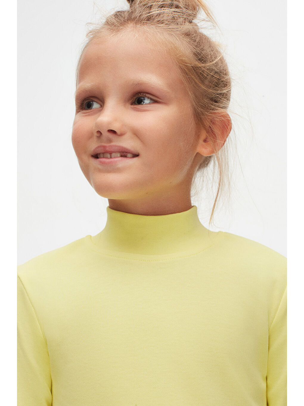 Açık Sarı Kız Çocuk Yarım Balıkçı Uzun Kol Tişört-2