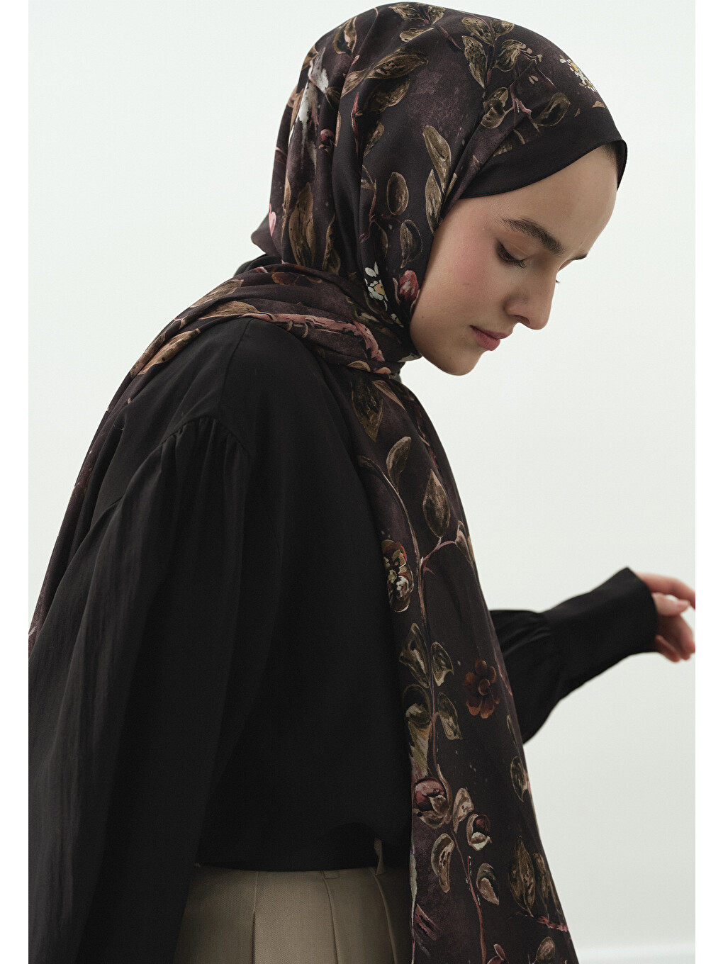 Kahverengi Flower Rain Desenli Pamuk Viskon Şal Kahve-1