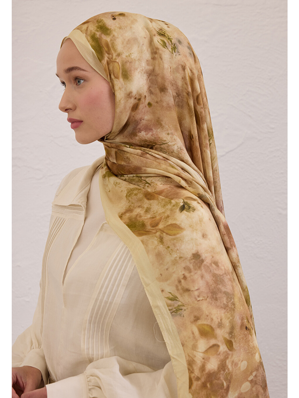 Naomı Desen Rami Şal Bej-3