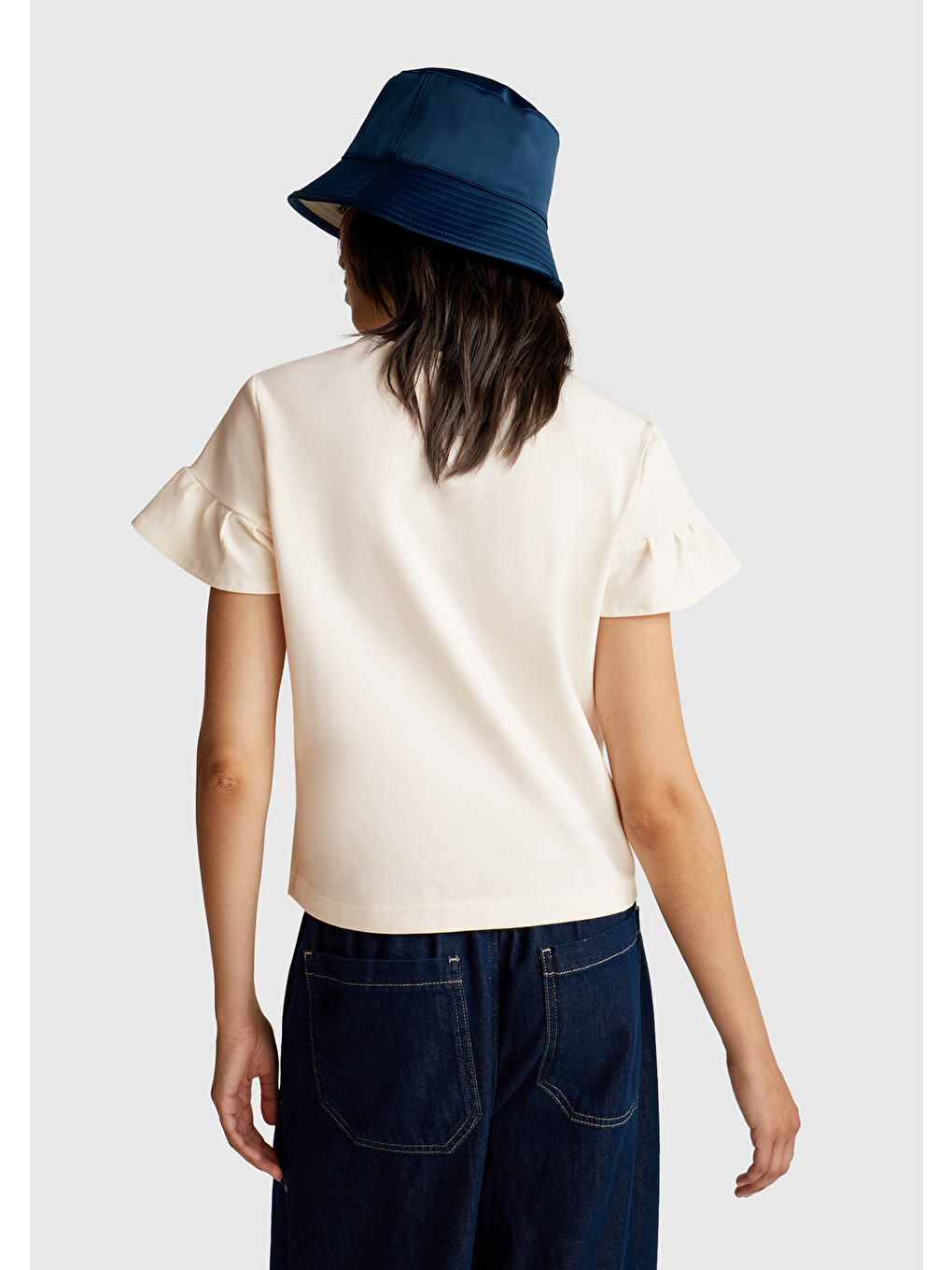 Ekru Kadın Krem Pamuk Karışımlı Kolları Fırfır Detaylı T-shirt-2