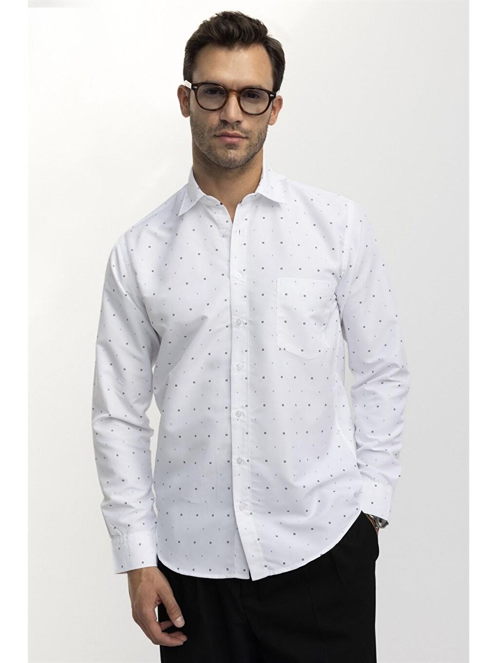 Klasik Fit Rahat Kesim Kolay Ütülenebilir Baskılı Erkek Beyaz Gömlek