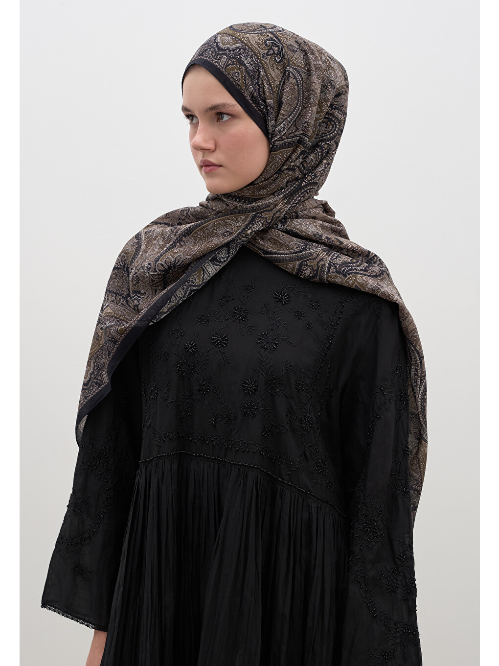Slyvıe Desen Şal Siyah-1