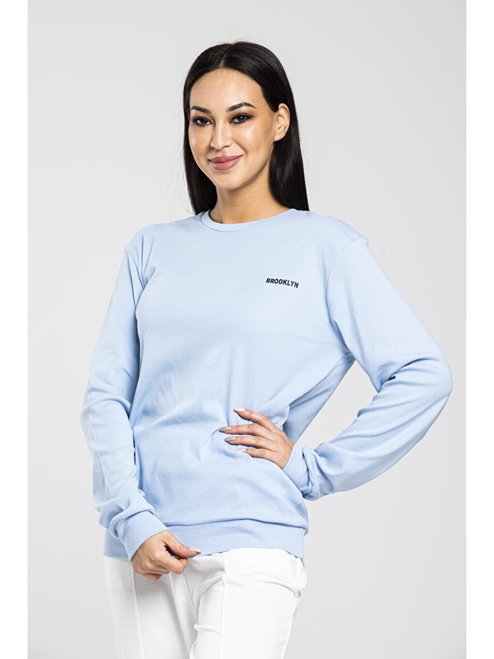 Mavi Bisiklet Yaka Uzun Kollu Dar Kalıp İnce Sweatshirt Spr21k18
