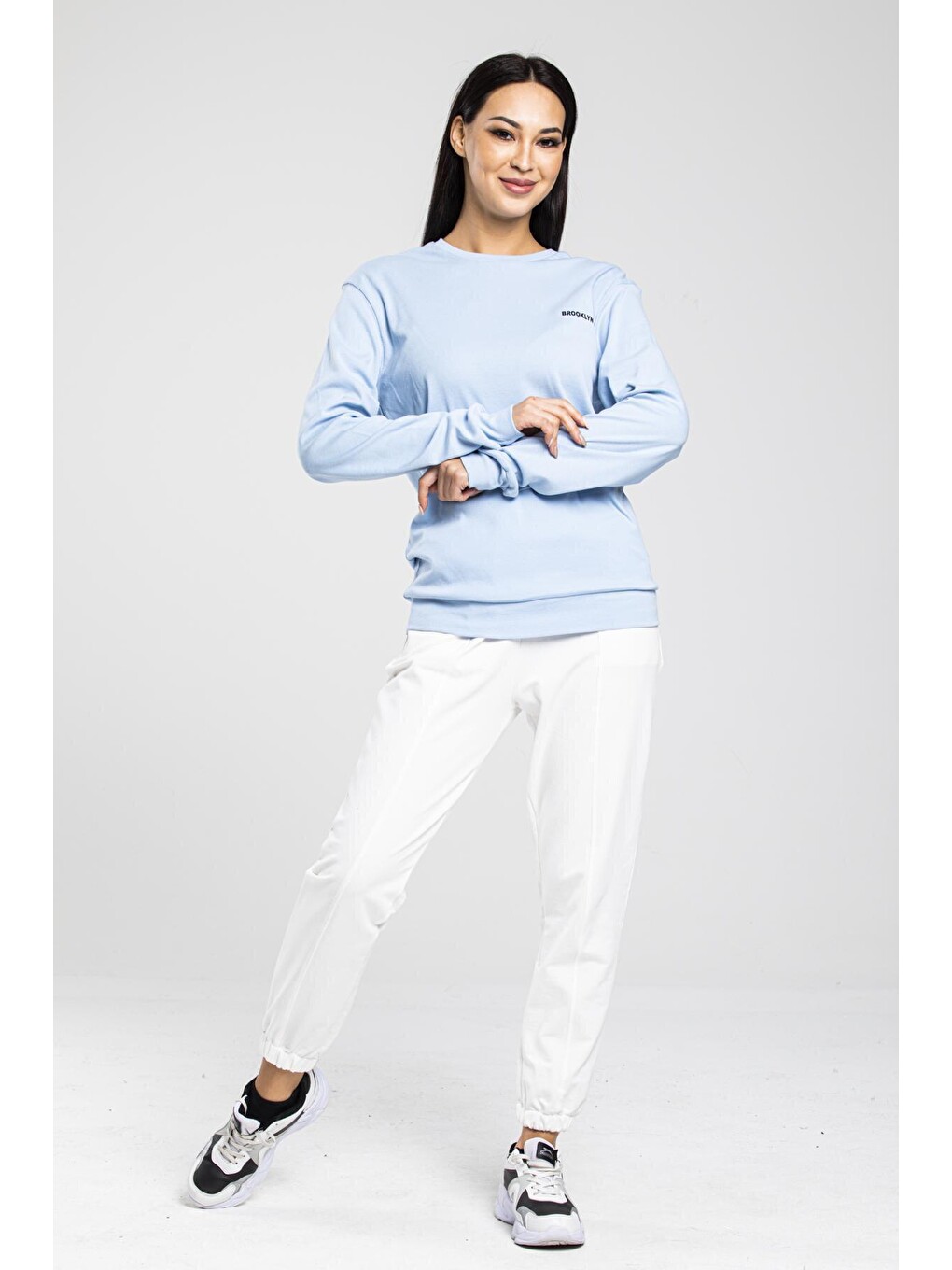 Mavi Bisiklet Yaka Uzun Kollu Dar Kalıp İnce Sweatshirt Spr21k18-1