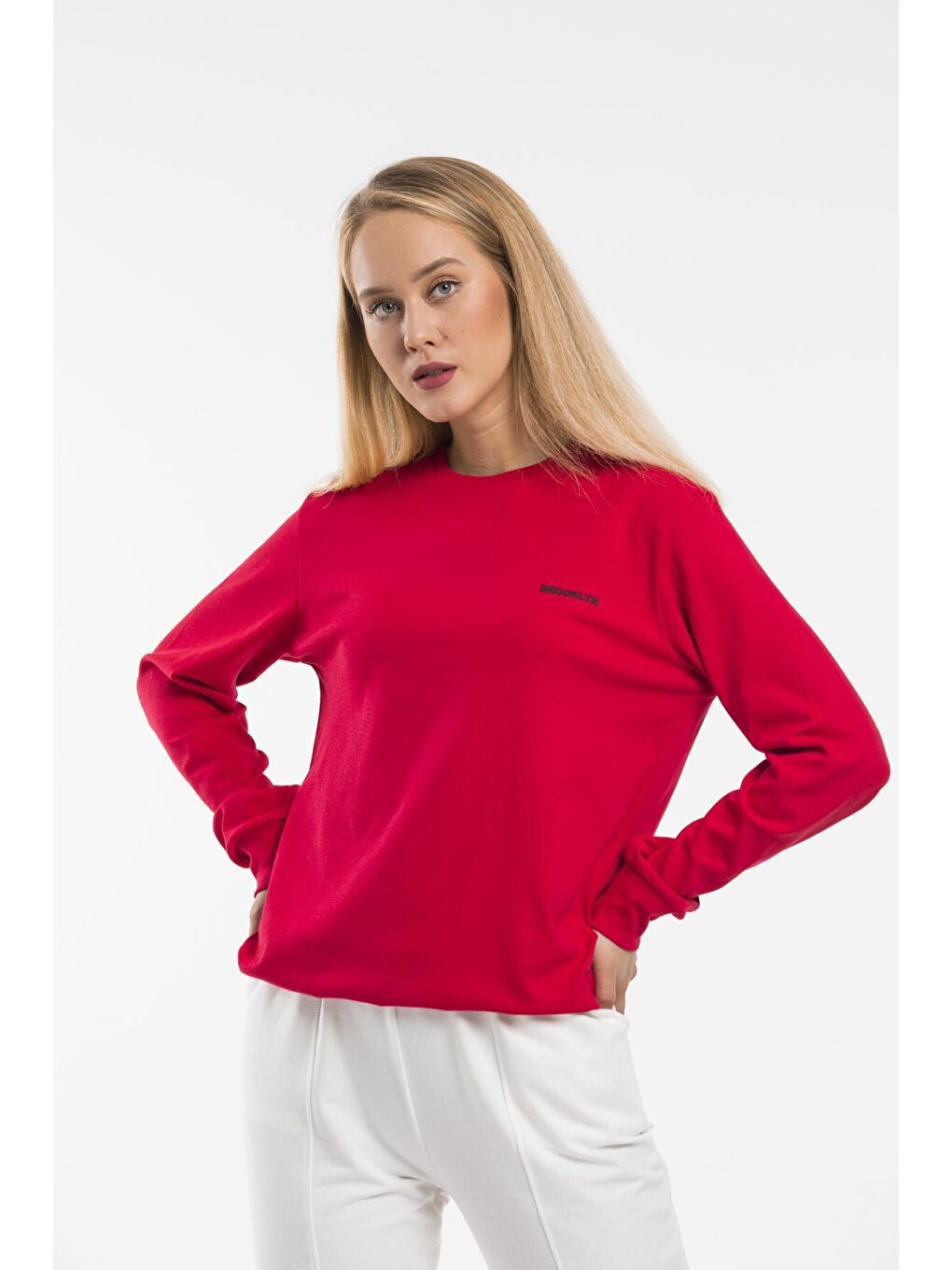 Kırmızı Bisiklet Yaka Uzun Kollu Dar Kalıp İnce Sweatshirt SPR21K18