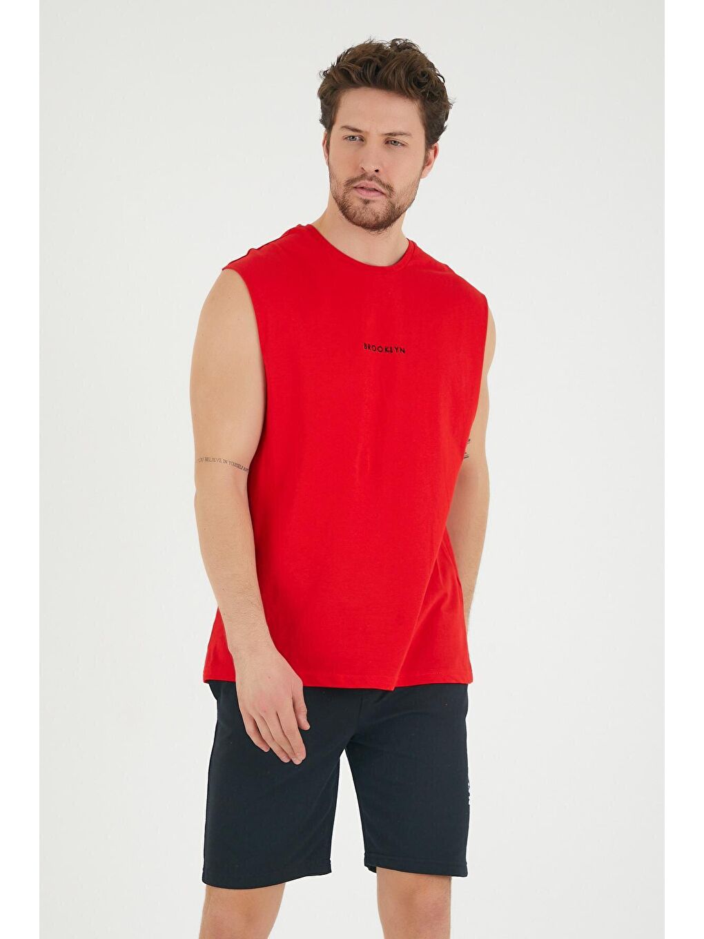 Kırmızı Erkek Bisiklet Yaka Regular Fit Brooklyn Baskılı Tişört SPR22TS122