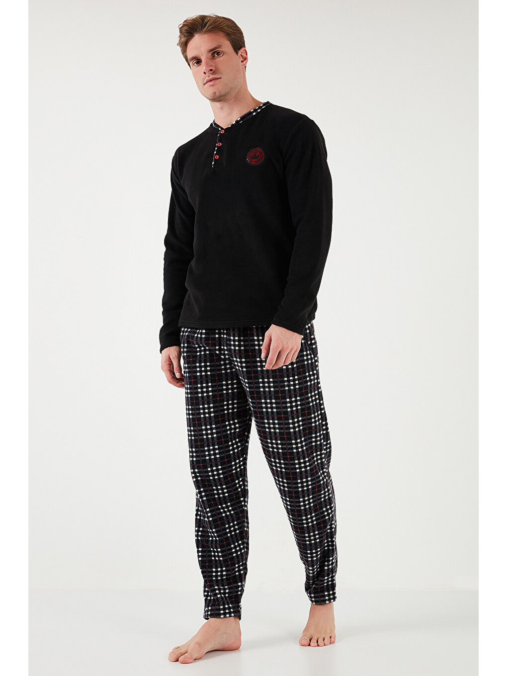 Siyah Regular Fit Bisiklet Yaka Kışlık Yumuşak Dokulu Polar Erkek Pijama Takımı 6096100-4