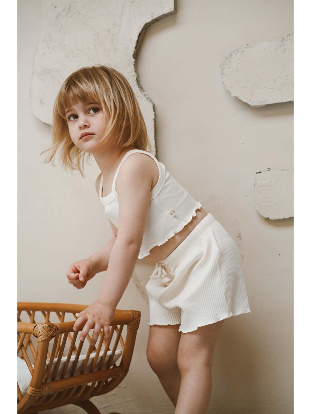 Ekru Deniz Kabuğu Askılı Crop ve Şortlu Takım-3