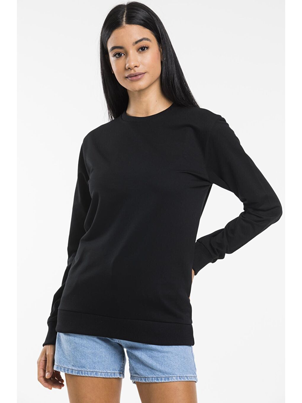 Siyah Kadın Bisiklet Yaka Regular Kalıp İnce Pamuklu Sweatshirt SPR21K30-1