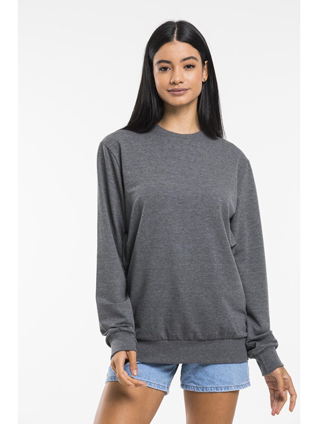 Gri Kadın Bisiklet Yaka Regular Kalıp İnce Pamuklu Sweatshirt SPR21K30-2