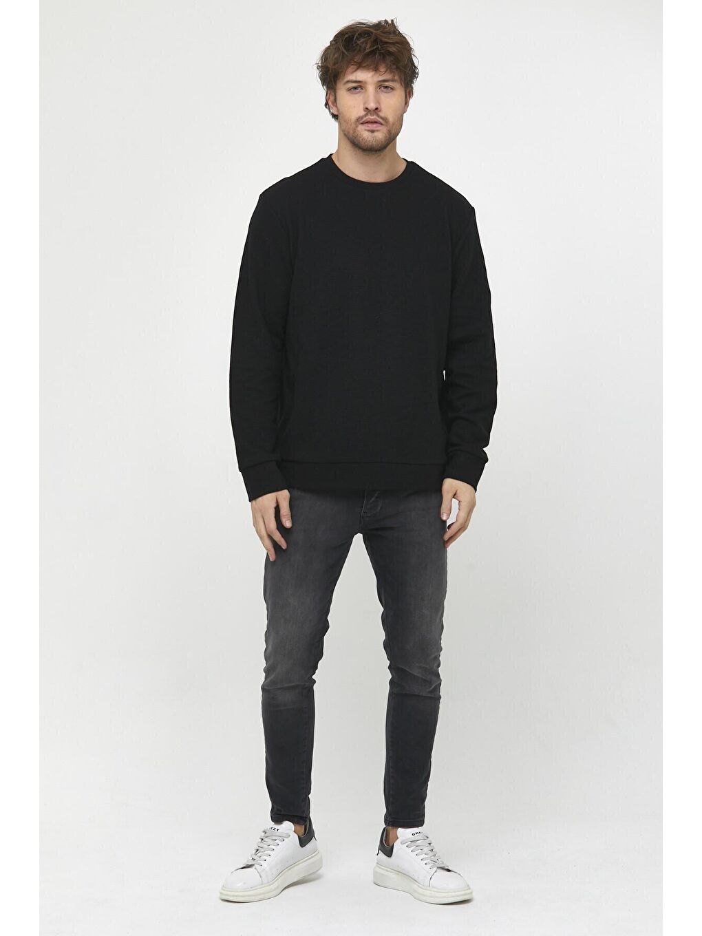 Siyah Erkek Bisiklet Yaka Regular Fit İnce Sweatshirt SPR 20K30-1