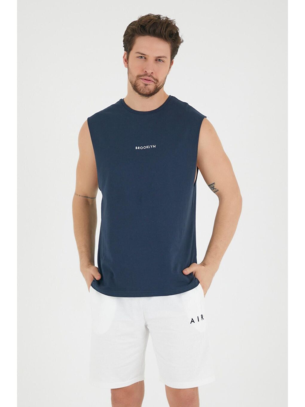 Lacivert Erkek Bisiklet Yaka Regular Fit Brooklyn Baskılı Tişört SPR22TS122