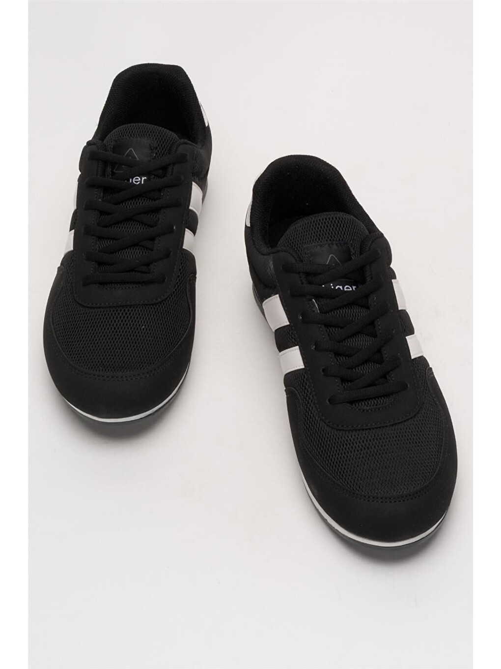 Unisex Airfile İnce Taban Spor Ayakkabı Siyah-beyaz-9