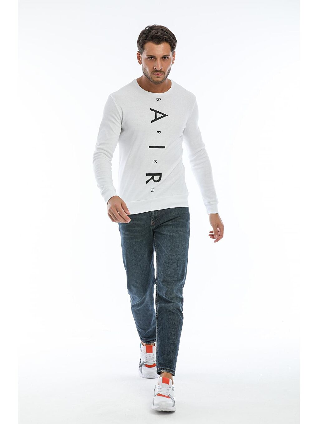 Beyaz Erkek Bisiklet Yaka Slim fit Air Baskılı İnce Sweatshirt SPR22sw101