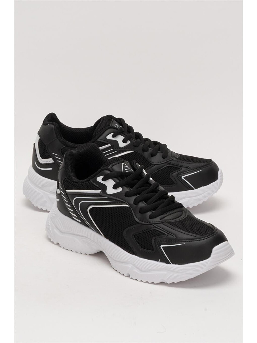Unisex Faylon Taban Bağcıklı Spor Ayakkabı Siyah Beyaz-1